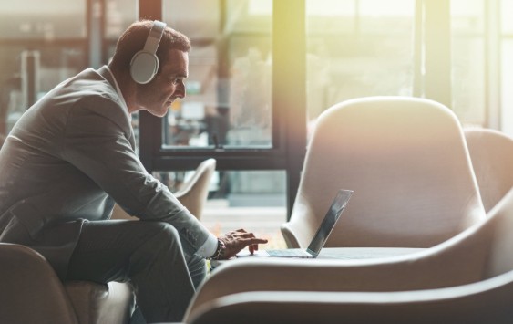 escuchar m�sica en el trabajo te hace m�s productivo